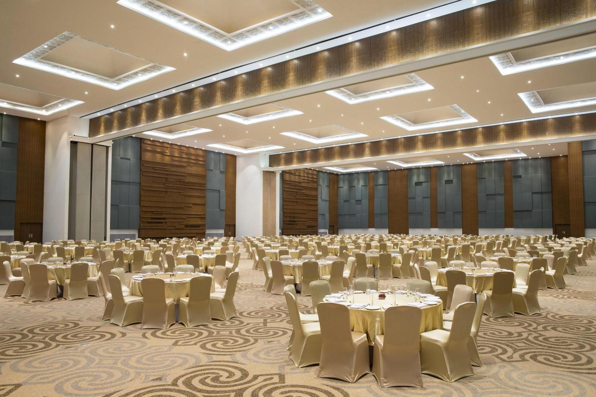 Four Points By Sheraton Makasar Exteriér fotografie