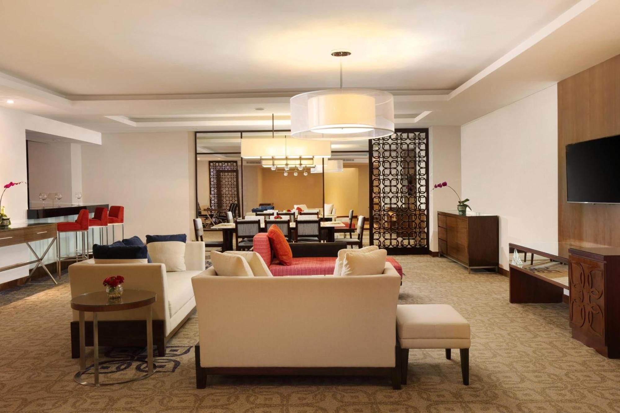 Four Points By Sheraton Makasar Exteriér fotografie