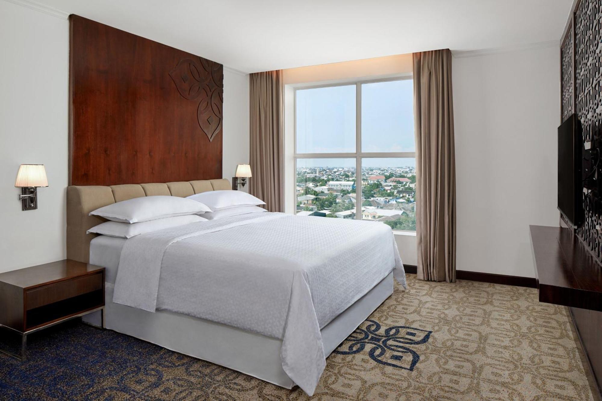 Four Points By Sheraton Makasar Exteriér fotografie
